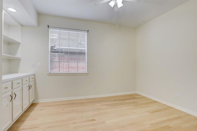 14019 Lake Trail Drive, Sugar Land, TX 77498