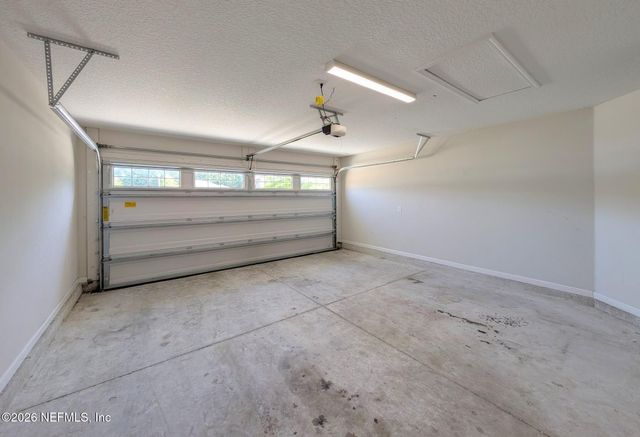 5582 LONGSPUR Court, Jacksonville, FL 32219