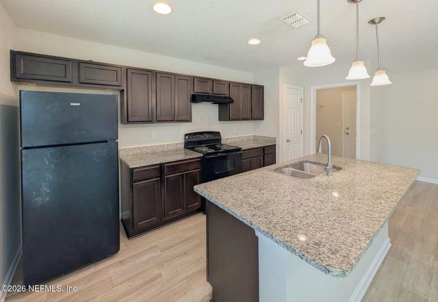 5582 LONGSPUR Court, Jacksonville, FL 32219