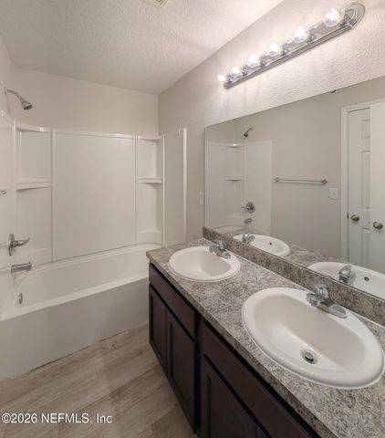 5582 LONGSPUR Court, Jacksonville, FL 32219