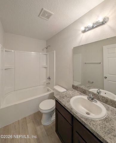 5582 LONGSPUR Court, Jacksonville, FL 32219