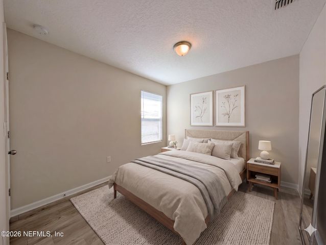 5582 LONGSPUR Court, Jacksonville, FL 32219