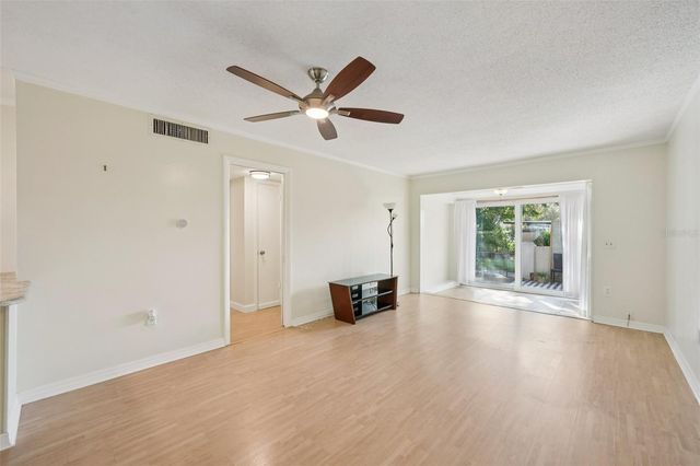 404 CORDOVA GREEN 404, Seminole, FL 33777