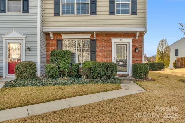 3213 Mannington Drive, Charlotte, NC 28270