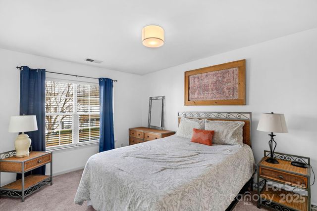 3213 Mannington Drive, Charlotte, NC 28270