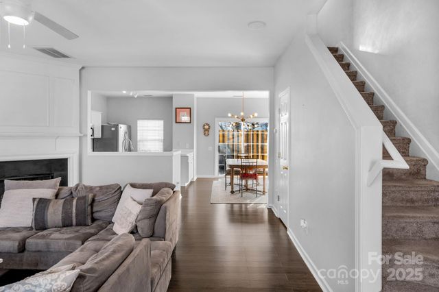 3213 Mannington Drive, Charlotte, NC 28270