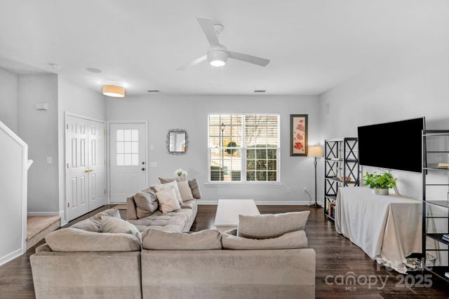 3213 Mannington Drive, Charlotte, NC 28270