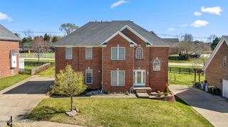 5131 Oaklawn Park Dr, Louisville, KY 40299