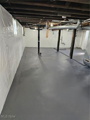 1124 Hammel Street, Akron, OH 44306