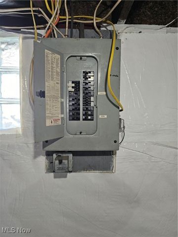 1124 Hammel Street, Akron, OH 44306