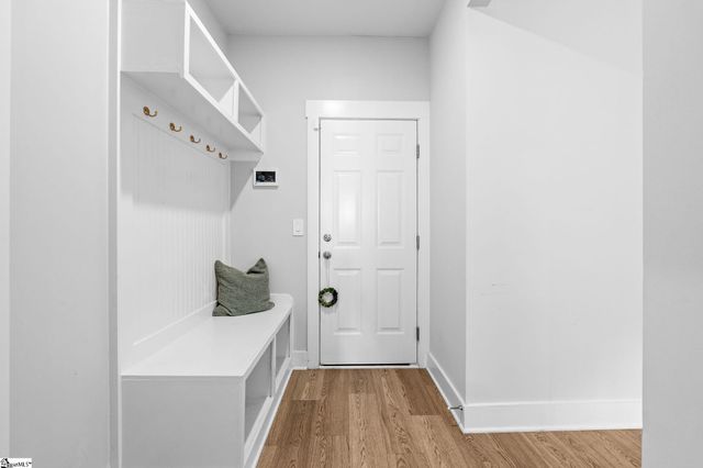 832 Burghley Circle, Greer, SC 29651