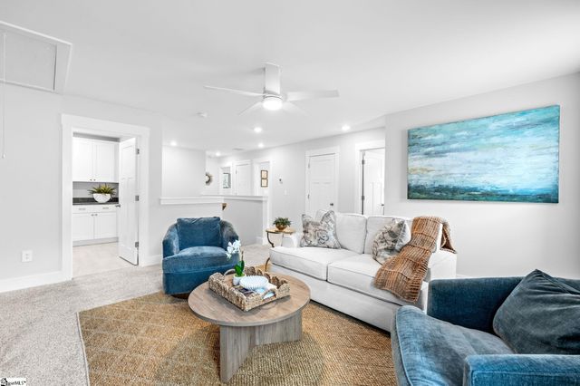 832 Burghley Circle, Greer, SC 29651