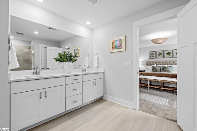 832 Burghley Circle, Greer, SC 29651