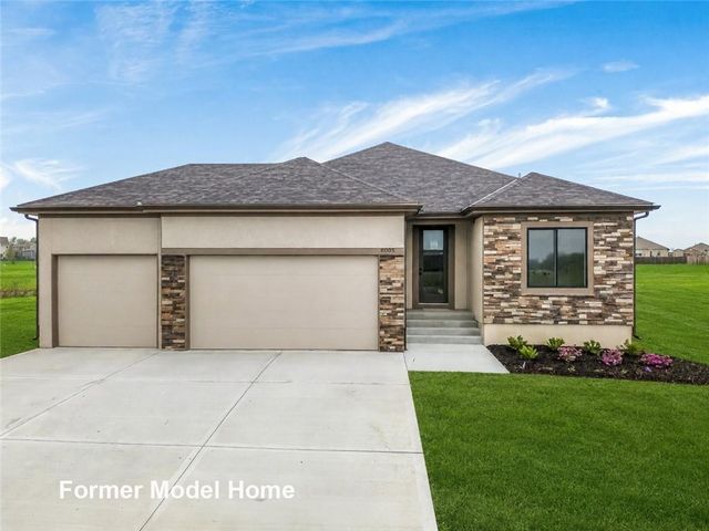 8004 SE Hoot Owl Street, Blue Springs, MO 64014