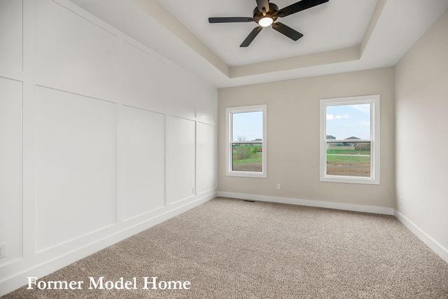 8004 SE Hoot Owl Street, Blue Springs, MO 64014