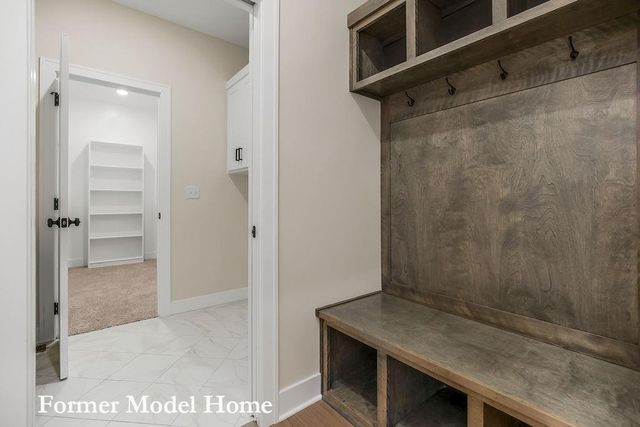 8004 SE Hoot Owl Street, Blue Springs, MO 64014