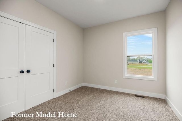 8004 SE Hoot Owl Street, Blue Springs, MO 64014
