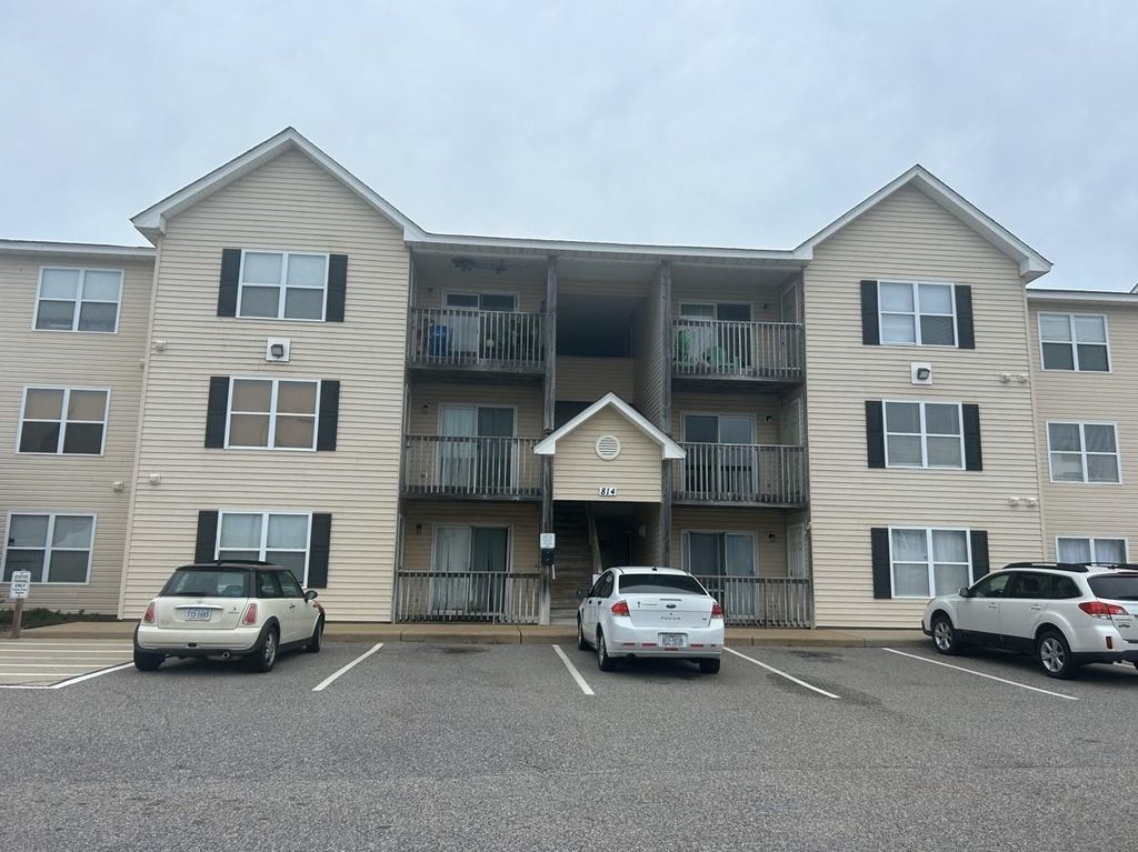 Image 1 of property listing at 814 Caroline Ct # G, Corolla, NC 27927