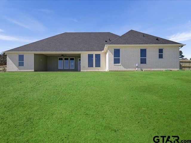 17287 Woodcrest Circle, Lindale, TX 75771