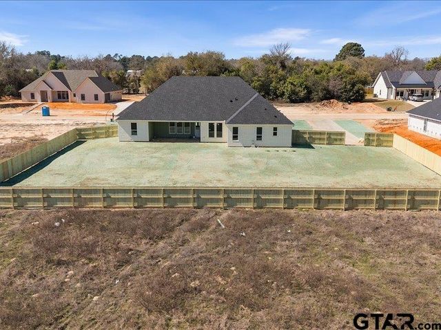 17287 Woodcrest Circle, Lindale, TX 75771