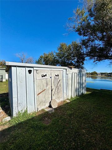 1226 COUNTRY CLUB LANE, Lakeland, FL 33801