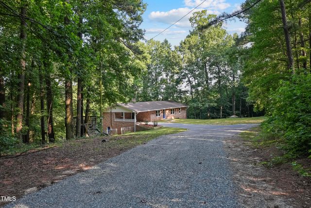 3863 Avents Ferry Road, Sanford, NC 27330