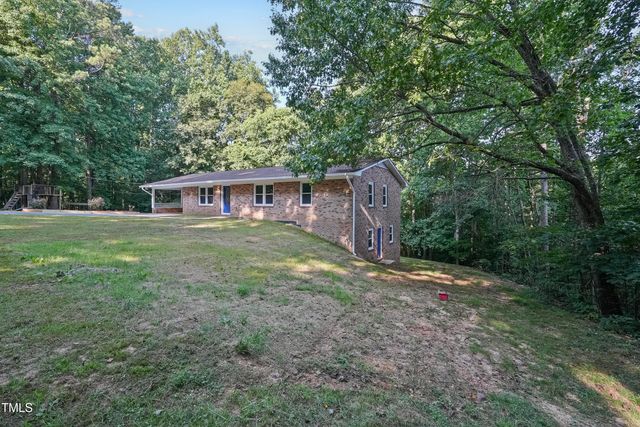 3863 Avents Ferry Road, Sanford, NC 27330