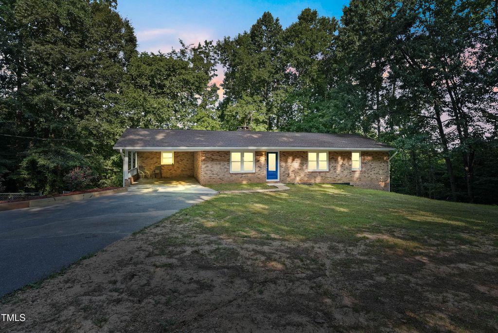 3863 Avents Ferry Road, Sanford, NC 27330