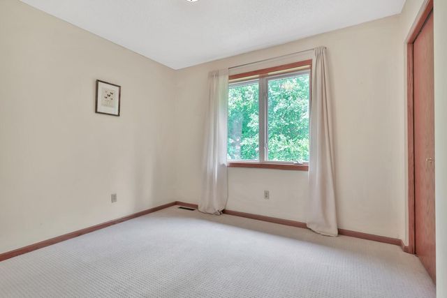17408 Tessmer Court, Eden Prairie, MN 55347
