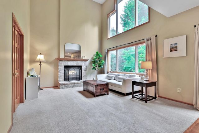 17408 Tessmer Court, Eden Prairie, MN 55347