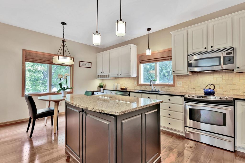 17408 Tessmer Court, Eden Prairie, MN 55347 — photo 2