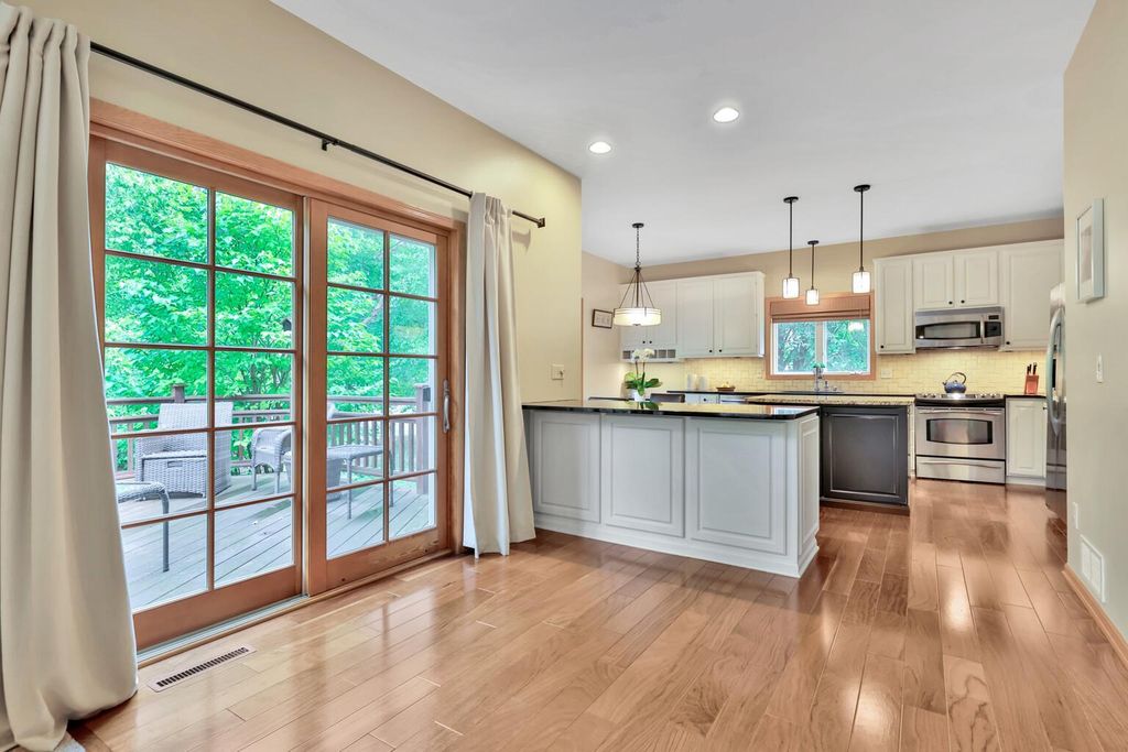 17408 Tessmer Court, Eden Prairie, MN 55347 — photo 5