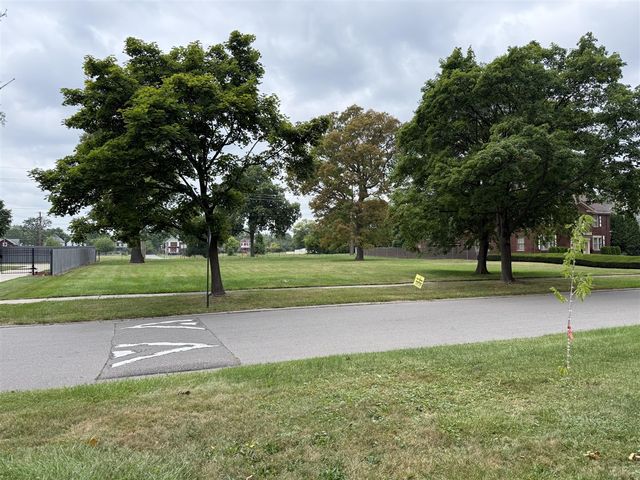 2957 Seminole Street, Detroit, MI 48214