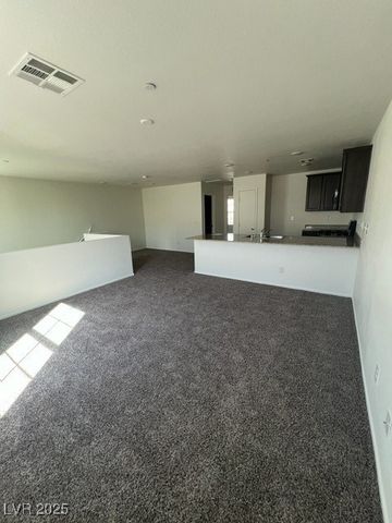 4561 Woolcomber Street, Las Vegas, NV 89115