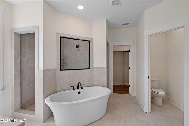 902 Coahoma Court, Nesbit, MS 38651