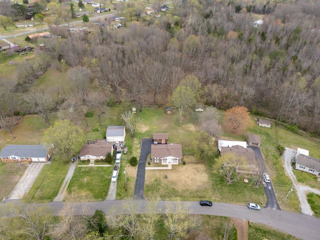 126 Robertson Ave, Greenbrier, TN 37073
