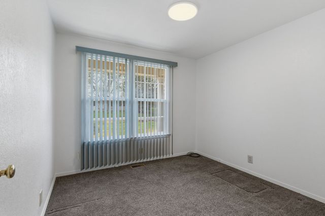 126 Robertson Ave, Greenbrier, TN 37073