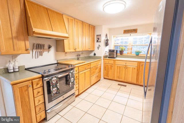 21 CUMBERLAND ST, Clear Spring, MD 21722