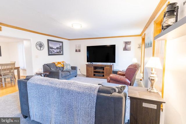 21 CUMBERLAND ST, Clear Spring, MD 21722