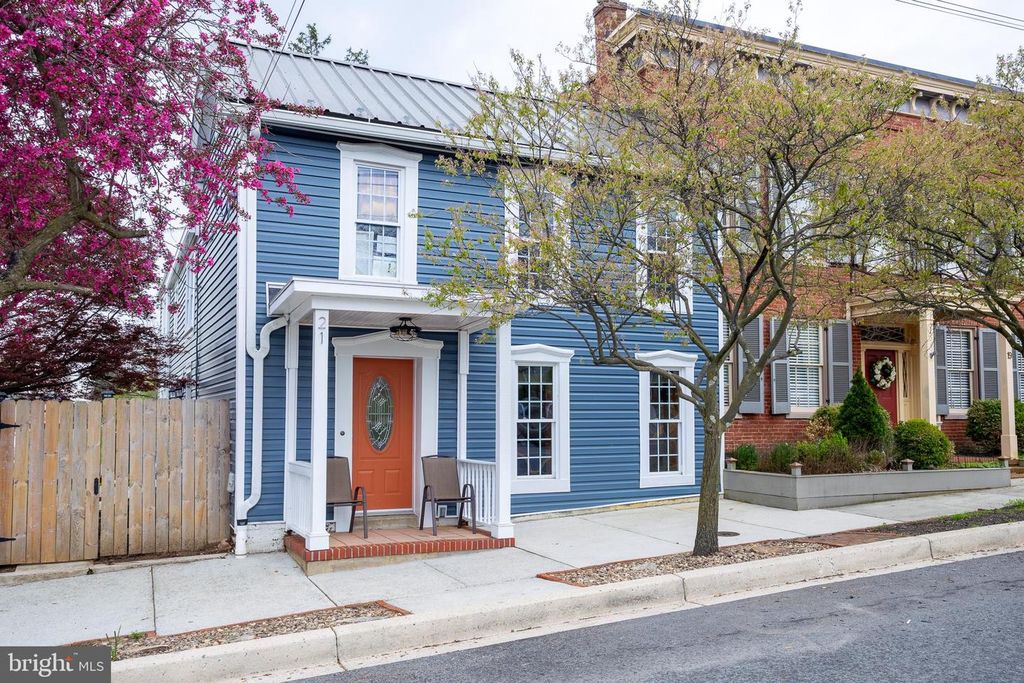 21 CUMBERLAND ST, Clear Spring, MD 21722