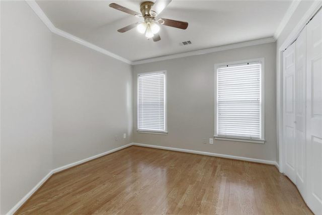 253 Chestnut Lake Way, Lilburn, GA 30047