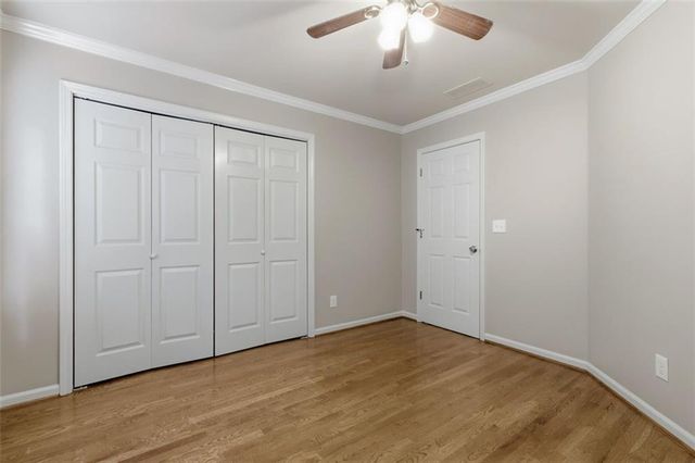253 Chestnut Lake Way, Lilburn, GA 30047