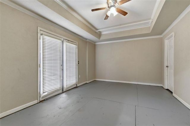 253 Chestnut Lake Way, Lilburn, GA 30047