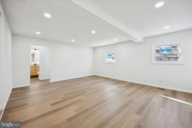 5 S SYRACUSE DR, Cherry Hill, NJ 08034