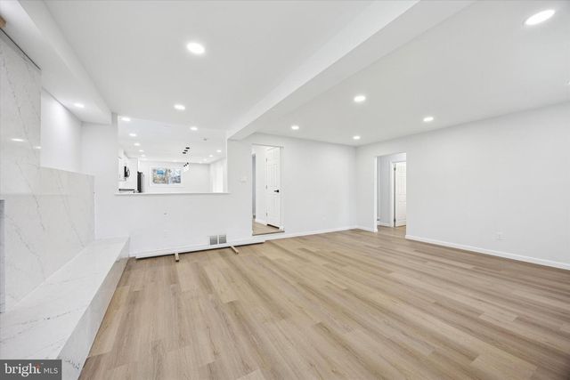 5 S SYRACUSE DR, Cherry Hill, NJ 08034