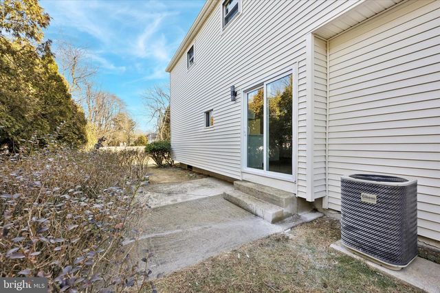 5 S SYRACUSE DR, Cherry Hill, NJ 08034