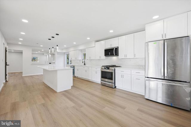 5 S SYRACUSE DR, Cherry Hill, NJ 08034