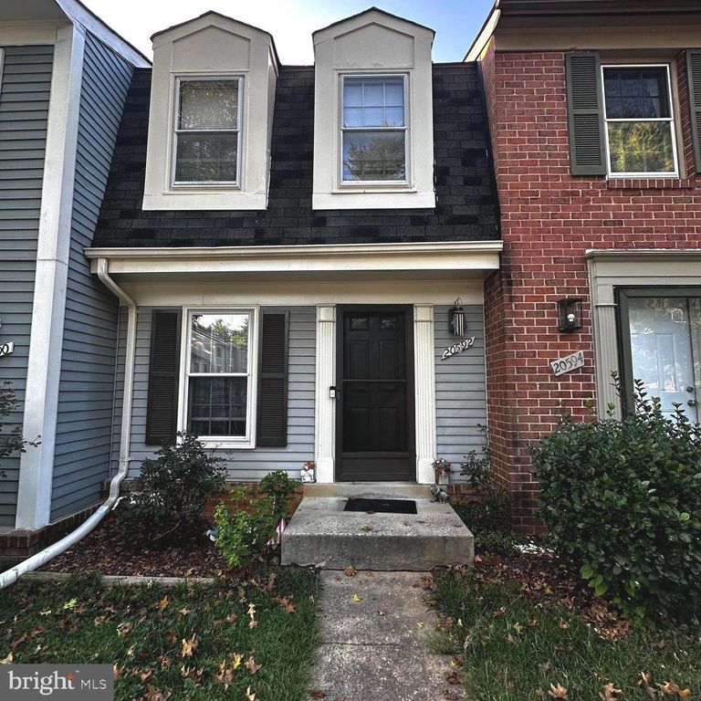 20592 STRATH HAVEN DR, Gaithersburg, MD 20886