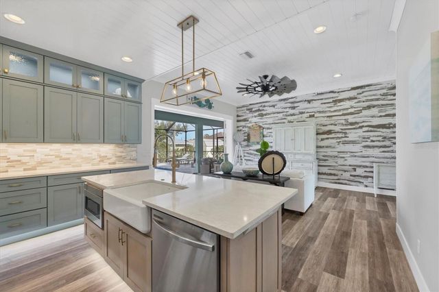 11138 MAGDALENA AVENUE, Englewood, FL 34224