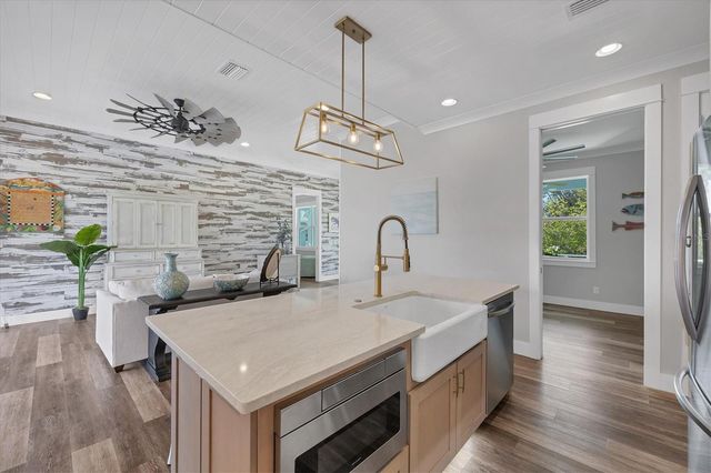 11138 MAGDALENA AVENUE, Englewood, FL 34224